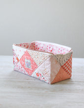 Load image into Gallery viewer, Box It Up Pouch PDF Download Pattern

