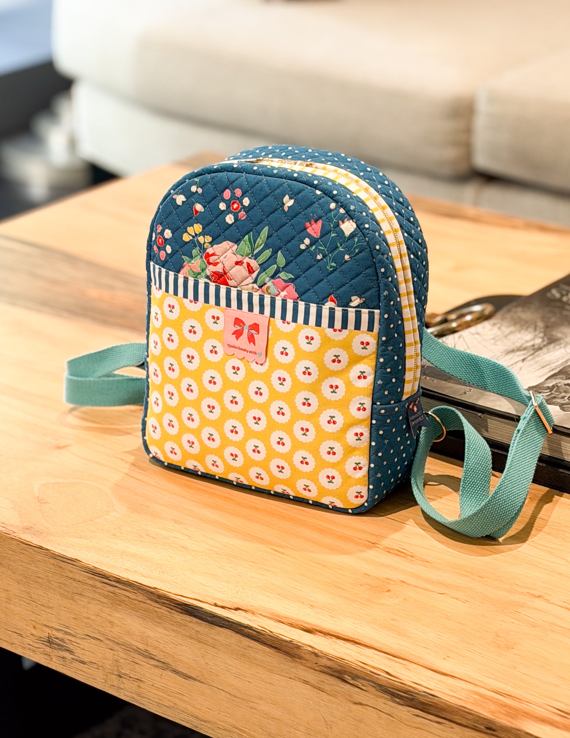 Cotton Nook Backpack Hardware Kit - Light Gold – Sewing Illustration