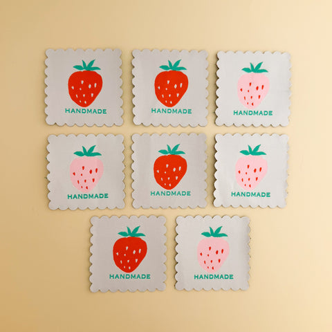 Scalloped Strawberry Woven Labels