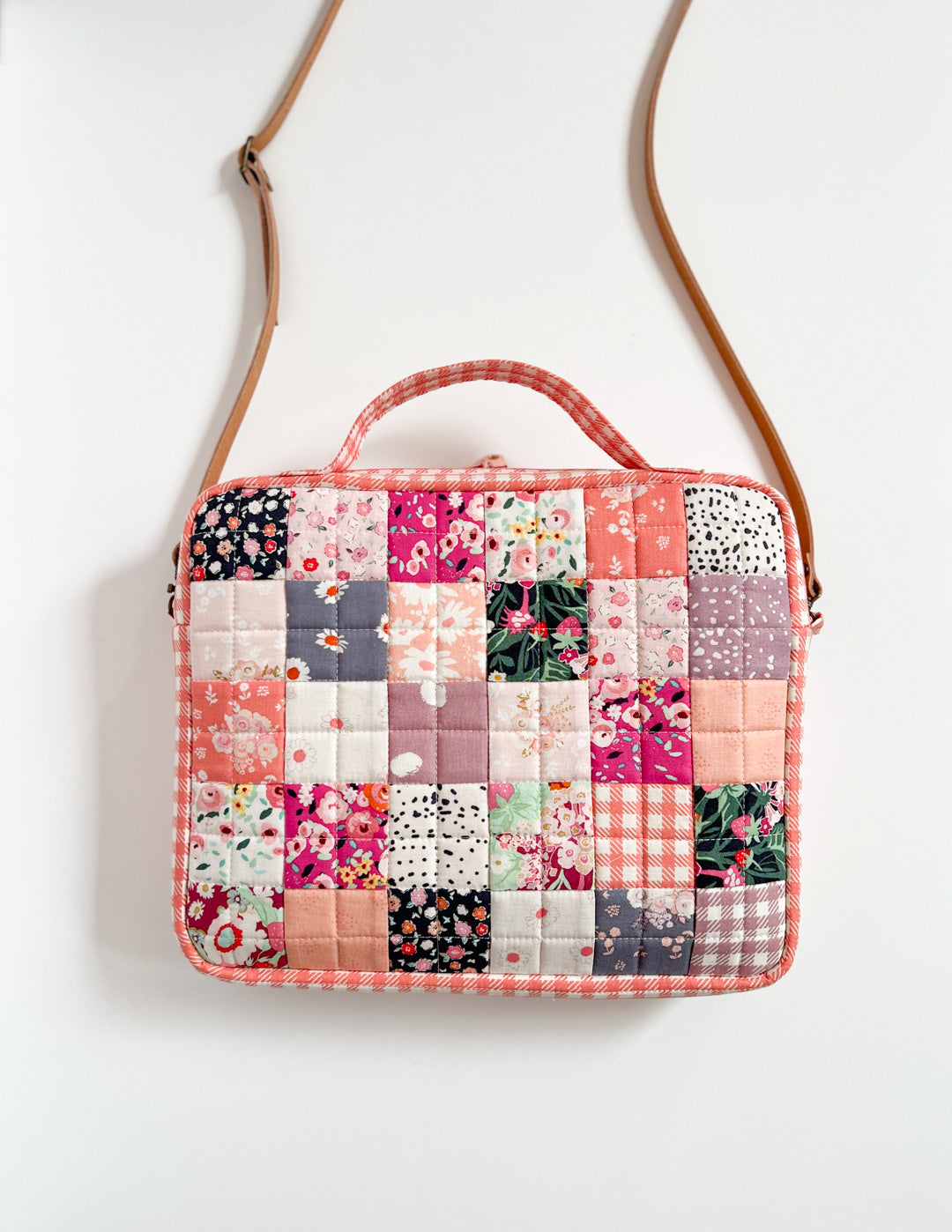 How to sew a Sun Patch Messenger Bag, Patchwork Bag