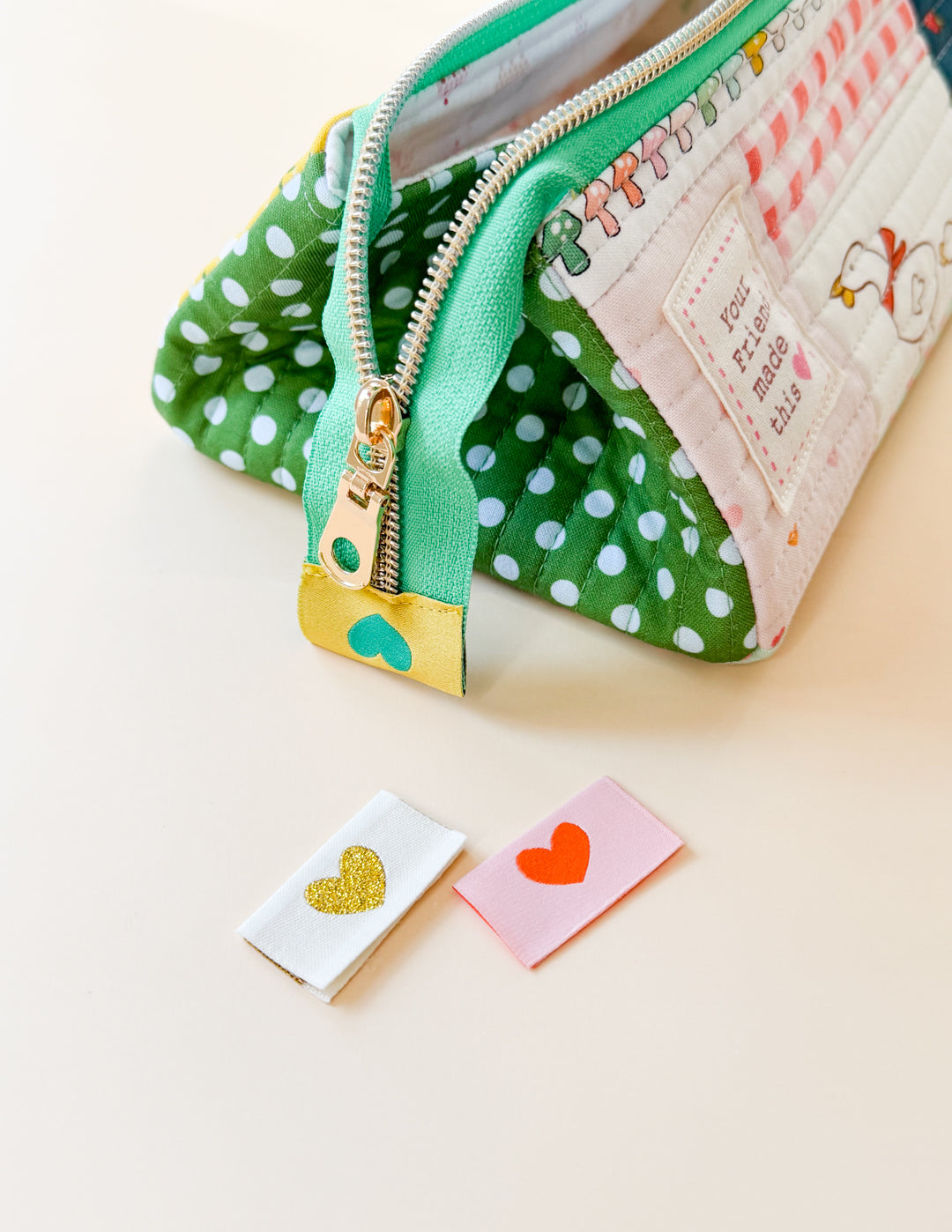 Woven Labels – Sewing Illustration