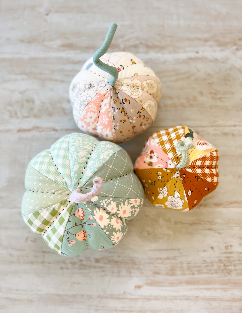 Fabric Pumpkins PDF Download Pattern – Sewing Illustration