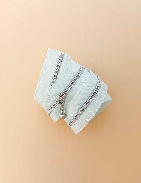 20'' Size 3 Zipper | Mint