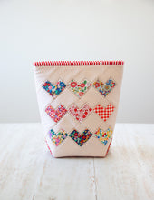 Load image into Gallery viewer, Heart Pouch Trio PDF Download Pattern
