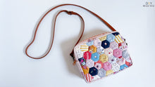 Load image into Gallery viewer, Hexie Block Pouch PDF Download Pattern
