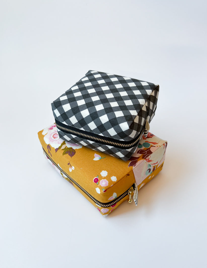 Box Zipper Pouches PDF Pattern