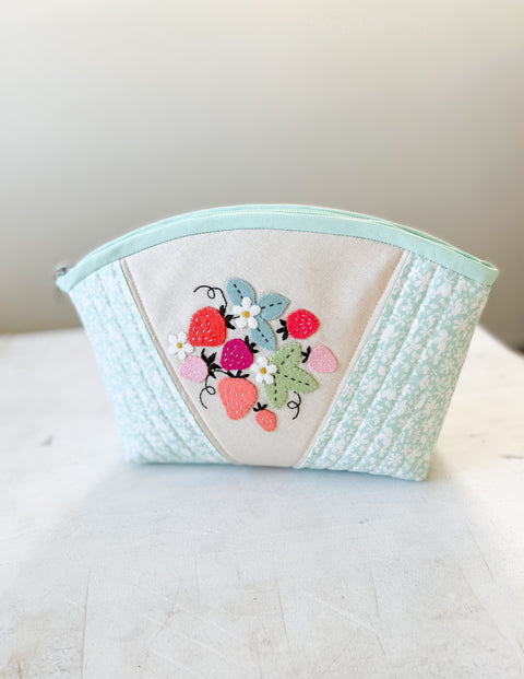 Clamshell Zip Pouch PDF Download Pattern