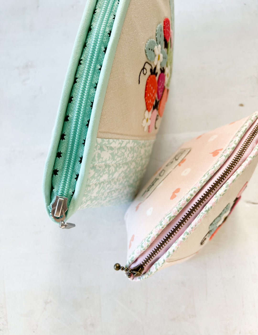 DIY Ziploc Flashcard Pouch - TheRoomMom