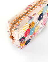 Load image into Gallery viewer, Hexie Block Pouch PDF Download Pattern
